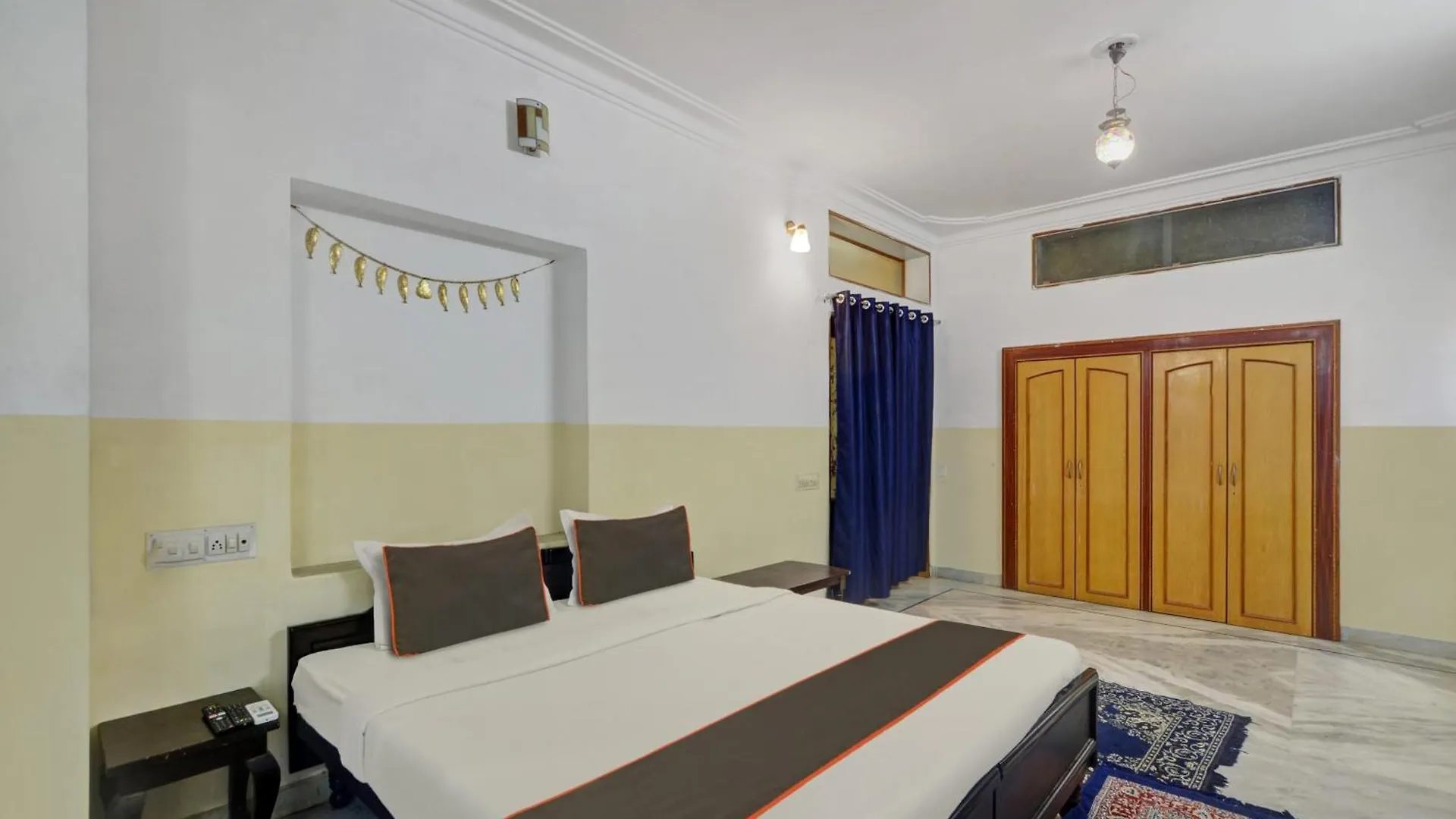 Girnar Villa Udaipur Hotel