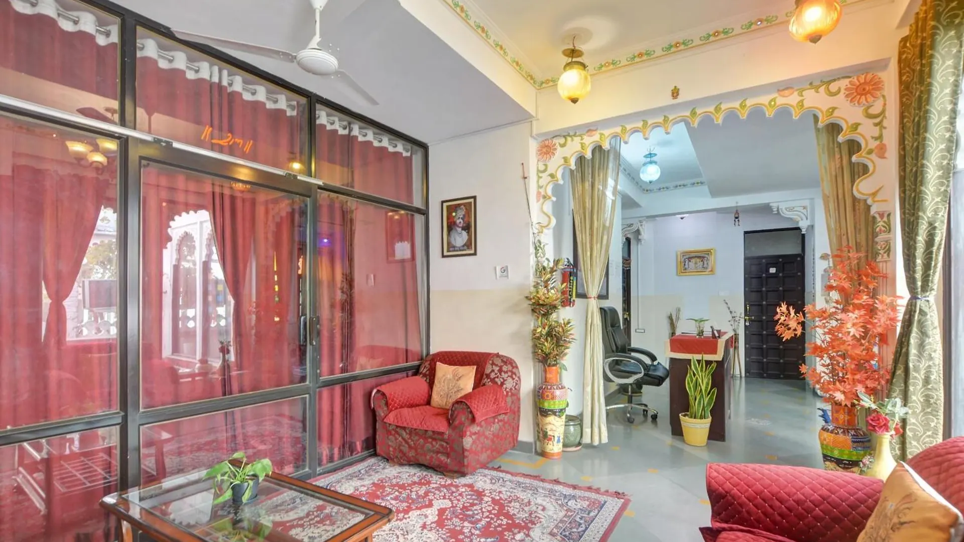 Hotel Girnar Villa Udaipur