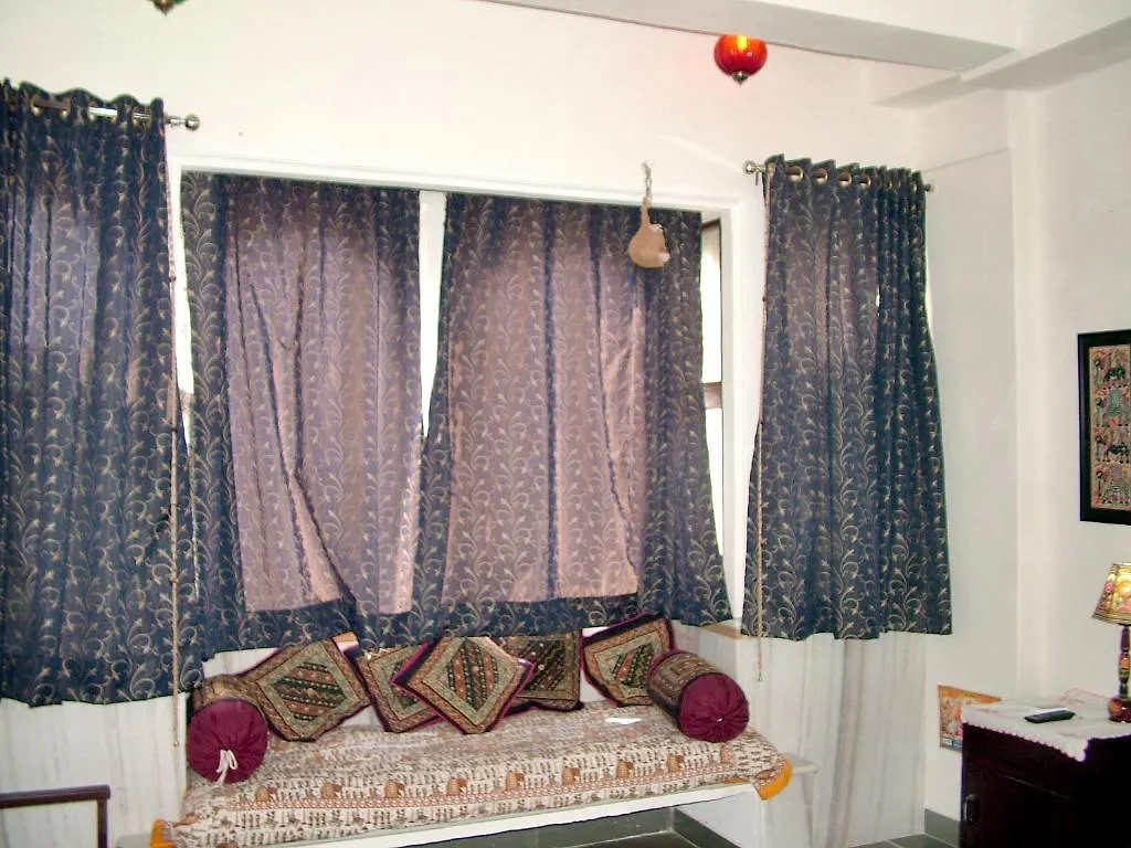 Girnar Villa Udaipur India