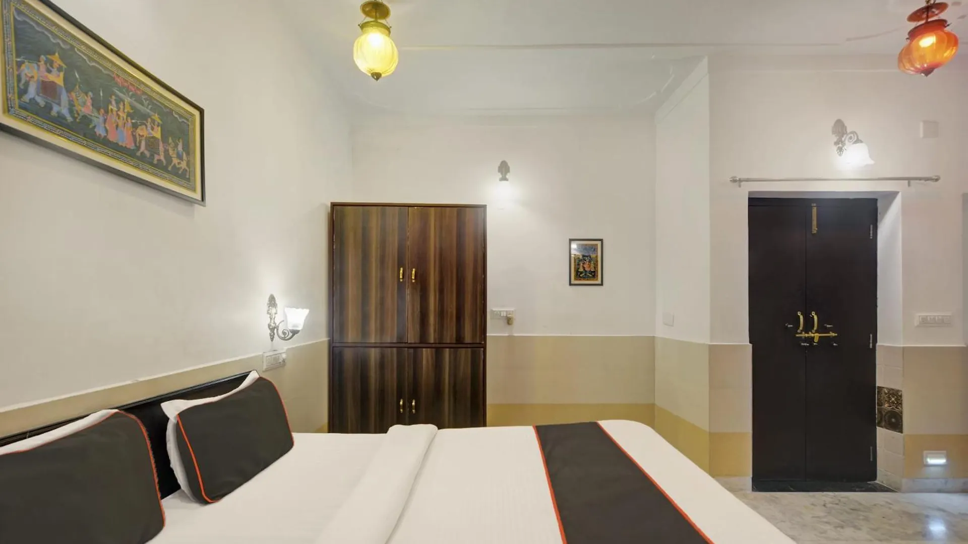 Girnar Villa Udaipur 4*,  India