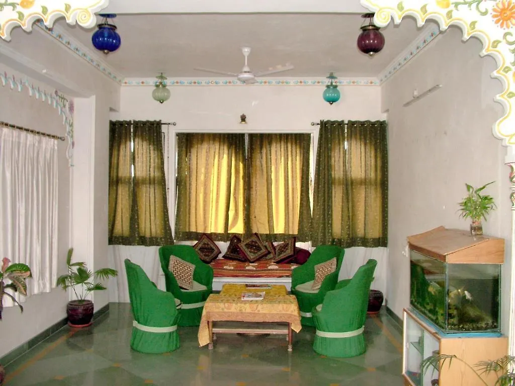 Girnar Villa Udaipur Hotel