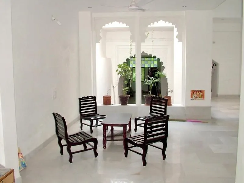 Girnar Villa Udaipur Hotel
